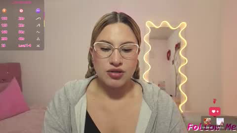 Snapshot of saaya_tay chatting on 01.19.26 saaya_tay online show from 01.19.26