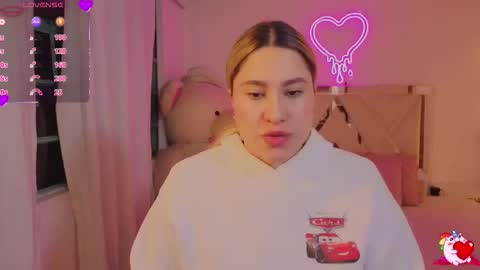 Snapshot of saaya_tay chatting on 02.05.26 saaya_tay online show from 02.05.26