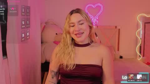 Snapshot of saaya_tay chatting on 02.07.26 saaya_tay online show from 02.07.26