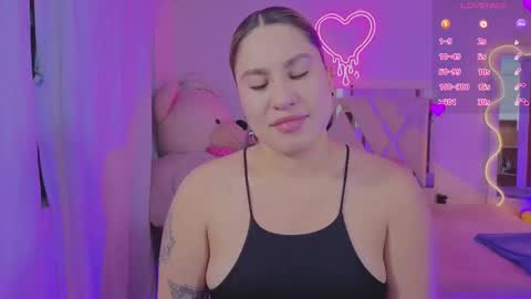 Snapshot of saaya_tay chatting on 02.12.26 saaya_tay online show from 02.12.26