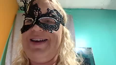 Snapshot of sabdav486 chatting on 07.25.26 DIRRTY D online show from 07.25.26
