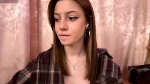 Mika online show from 12.13.25