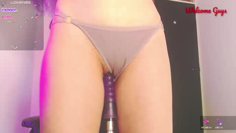 Snapshot of sabrina709 chatting on 09.25.25 Sabrina online show from 09.25.25