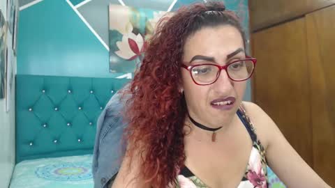 Snapshot of sabrina_dupont chatting on 02.09.25 SABRINA online show from 02.09.25