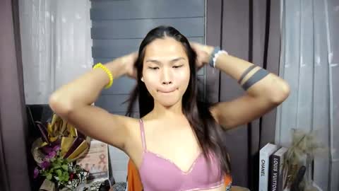 Snapshot of sabrina_maxx chatting on 01.15.26 Nadine online show from 01.15.26