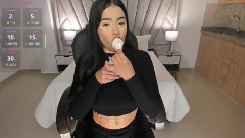 Sabrina online show from 03.25.26