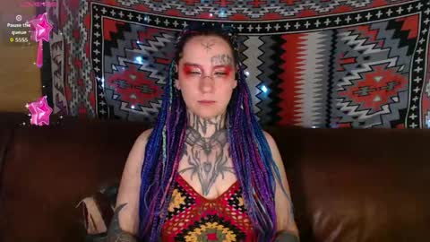 Snapshot of sabrina_raiders_666 chatting on 05.22.26 Lilith Solar online show from 05.22.26
