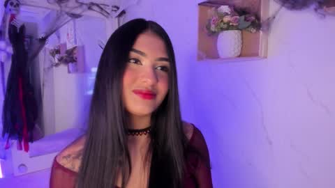 mariana  online show from 10.22.25