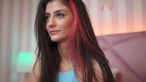 Snapshot of sabrinakali chatting on 02.20.25 Sabrina online show from 02.20.25