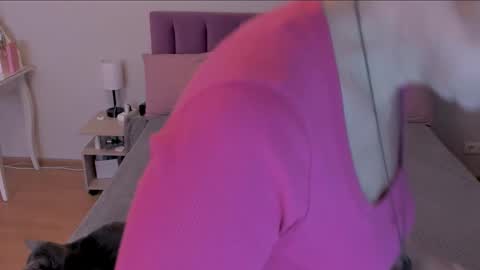 Sabrina MacMarren online show from 03.09.25