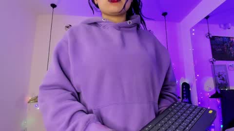 Snapshot of sabrinav_ chatting on 05.26.26 Sabrina online show from 05.26.26