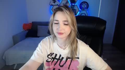 Sabrina Violet online show from 12.26.24