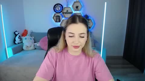 Sabrina Violet online show from 10.17.25