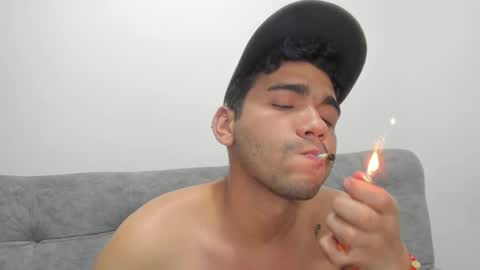 Snapshot of sack_rojas chatting on 11.15.25 Sack online show from 11.15.25