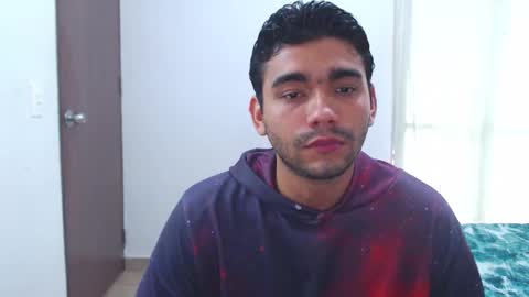 Snapshot of sack_rojas chatting on 12.01.25 Sack online show from 12.01.25
