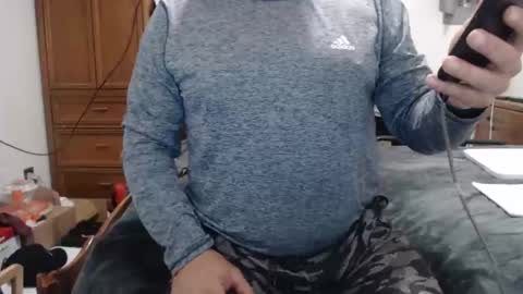 Snapshot of sactosteve chatting on 04.24.26 dadbod online show from 04.24.26