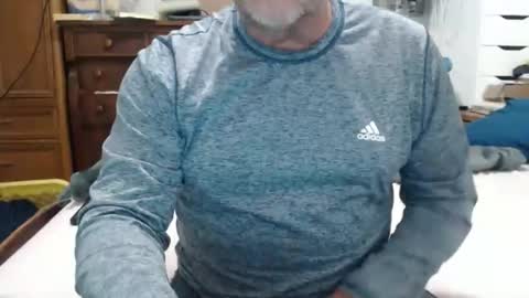 Snapshot of sactosteve chatting on 05.24.26 dadbod online show from 05.24.26