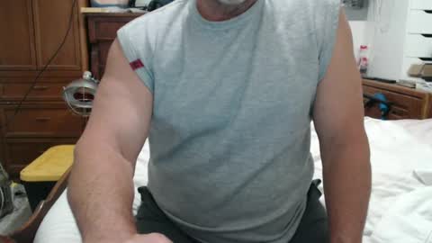Snapshot of sactosteve chatting on 06.13.26 dadbod online show from 06.13.26