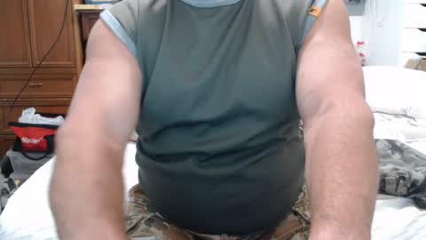 Snapshot of sactosteve chatting on 06.30.26 dadbod online show from 06.30.26