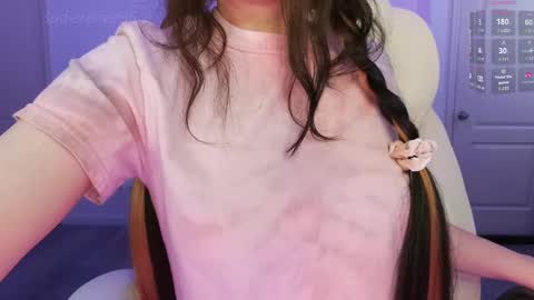 Sadie Renee  online show from 09.17.25