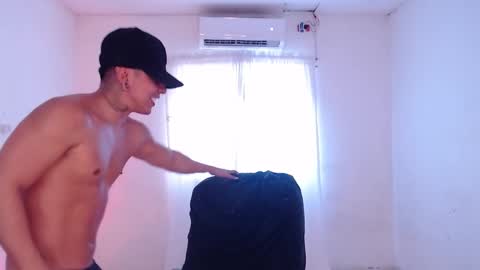 saenz_hotx online show from 12.13.24