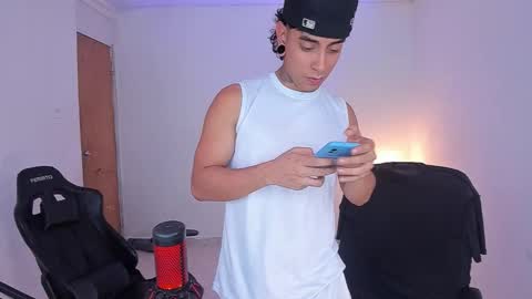 saenz_hotx online show from 11.08.25