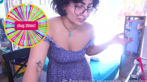 Snapshot of safaeri chatting on 09.26.25 Safa online show from 09.26.25