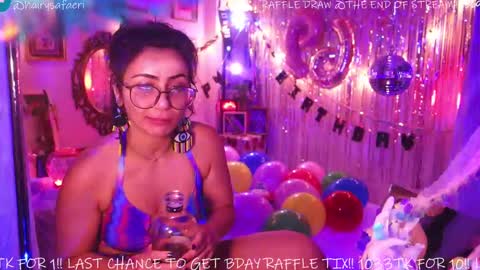 Snapshot of safaeri chatting on 10.30.25 Safa online show from 10.30.25