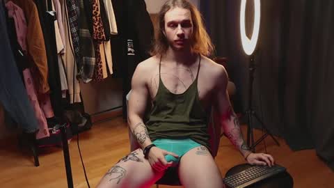 Adam online show from 01.12.25