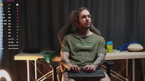 Adam online show from 02.12.25