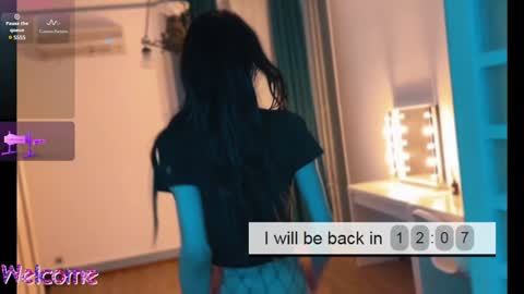 Sage Storm online show from 01.04.25