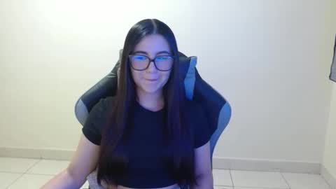 Sahaliefox  online show from 12.01.25