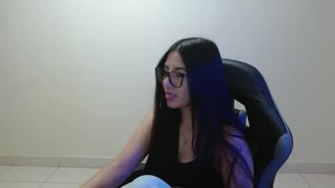 Sahaliefox  online show from 04.09.26