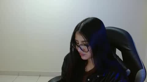 Sahaliefox  online show from 05.11.26