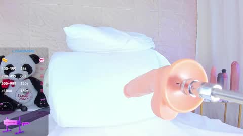 Snapshot of sahara1106 chatting on 02.28.25 Danella online show from 02.28.25