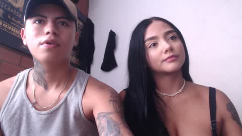 Snapshot of sahara_n_thiago chatting on 01.18.25 Sahara y Thiago online show from 01.18.25