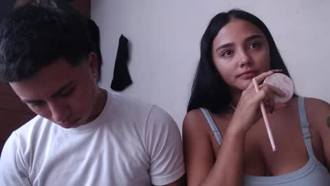 Snapshot of sahara_n_thiago chatting on 01.20.25 Sahara y Thiago online show from 01.20.25