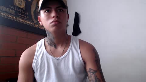 Snapshot of sahara_n_thiago chatting on 01.23.25 Sahara y Thiago online show from 01.23.25