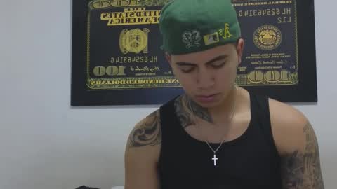 Snapshot of sahara_n_thiago chatting on 10.05.25 Sahara y Thiago online show from 10.05.25