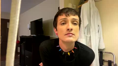 Snapshot of sailaway9694 chatting on 01.09.25 PupTwink online show from 01.09.25