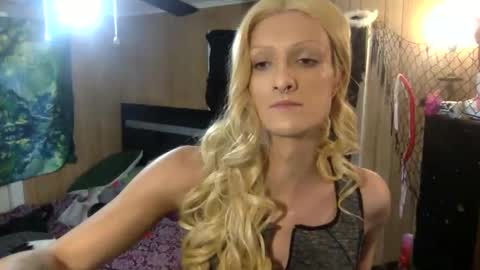 Snapshot of sailaway9694 chatting on 11.08.25 PupTwink online show from 11.08.25