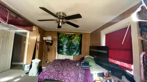 Snapshot of sailaway9694 chatting on 11.27.25 PupTwink online show from 11.27.25