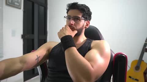 Snapshot of saimonhot1 chatting on 10.27.25 saimon online show from 10.27.25