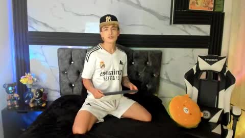 Juan online show from 12.17.25