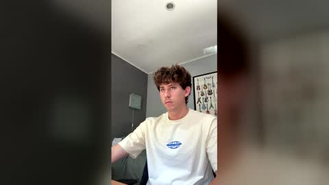 Snapshot of saint_nott chatting on 03.01.26 saint_nott online show from 03.01.26