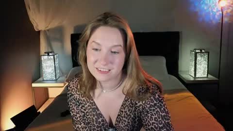Snapshot of saint_trisha chatting on 05.19.26 Trisha online show from 05.19.26