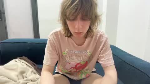 Snapshot of saintfawn chatting on 04.30.26 saintfawn online show from 04.30.26