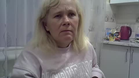 sakura_blonde online show from 12.16.24