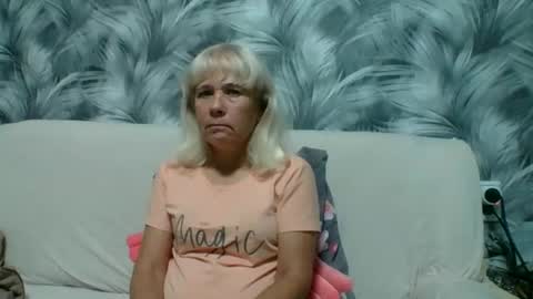 sakura_blonde online show from 10.01.25