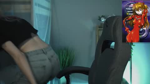 Snapshot of sakurabliss chatting on 10.22.25 sakurabliss online show from 10.22.25